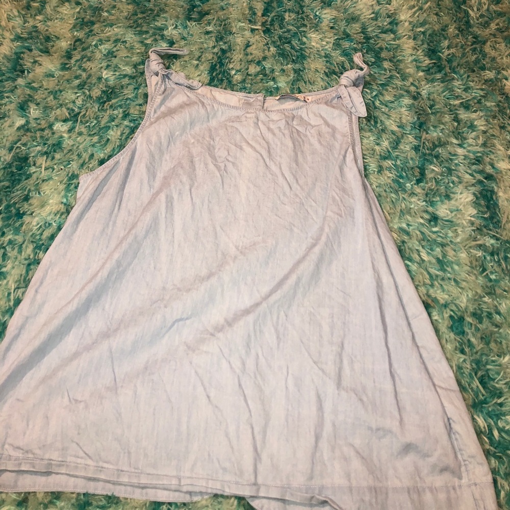 Vineyard Vines tank top